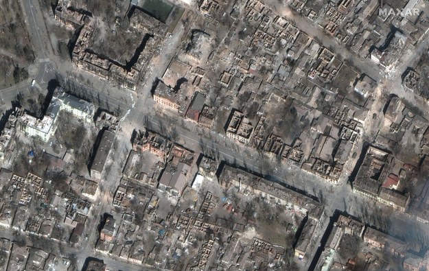 Zdjęcia satelitarne Mariupola /MAXAR TECHNOLOGIES HANDOUT /PAP/EPA