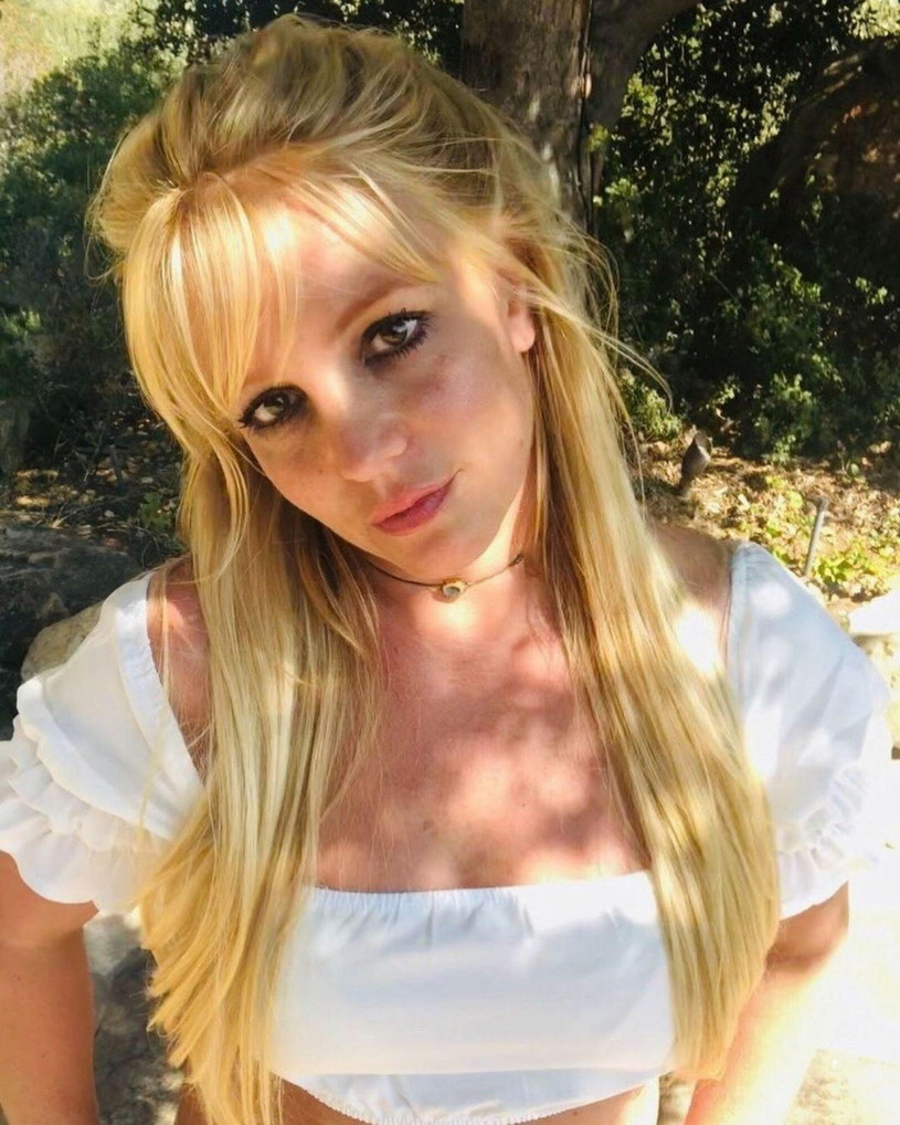 Zdjęcia wstawiane przez Britney przez dłuższy czas niepokoiły jej fanów /FaceToFace /East News