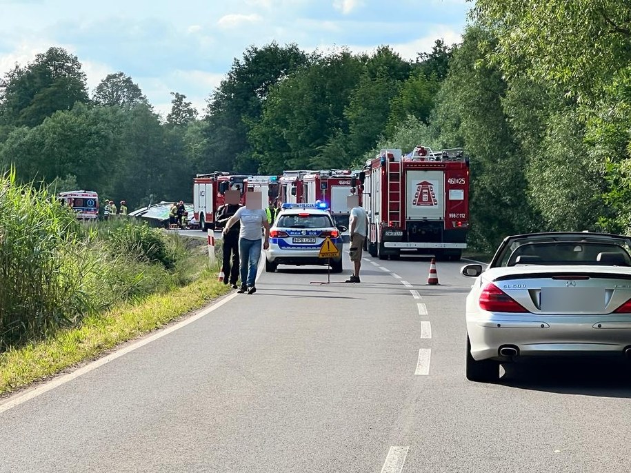 Zdjęcia z miejsca wypadku opublikowała redakcja portalu 24klodzko.pl /24klodzko.pl /