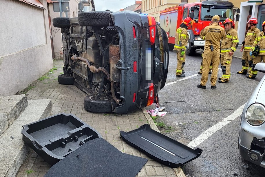 Zdjęcia z miejsca wypadku /KWP Bydgoszcz /