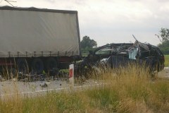 Zdjęcia z wypadku otrzymaliśmy od Adriana na Gorącą Linię RMF FM: