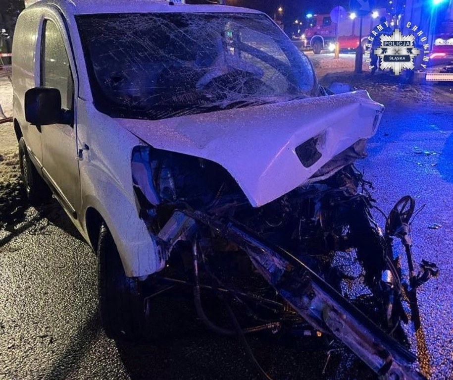 Zdjęcia z wypadku udostępnione przez policję. /Śląska policja /