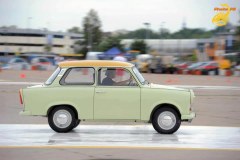 Zdjęcia zabytkowych samochodów naszych Słuchaczy: