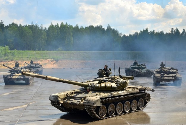 Zdjęcie archiwalne z białoruskich ćwiczeń wojskowych /Shutterstock