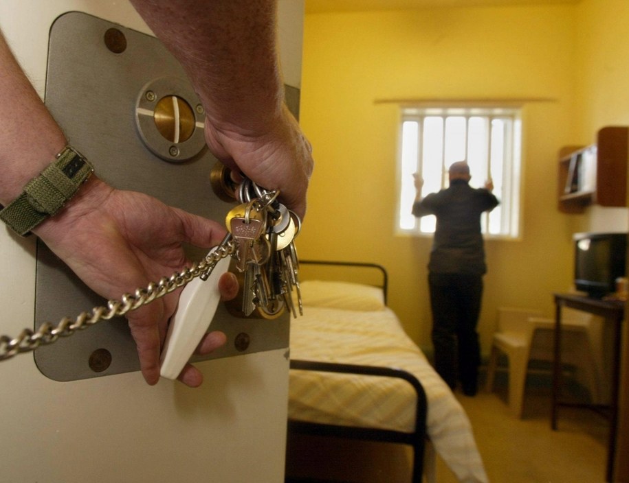 Areszt dla podejrzewanego o molestowanie 7-latki. Zarzuty dla matki