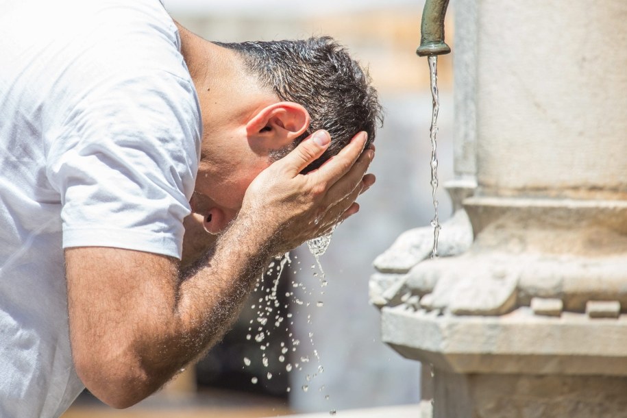 Jak nie dać się upałom? Eksperci radzą
