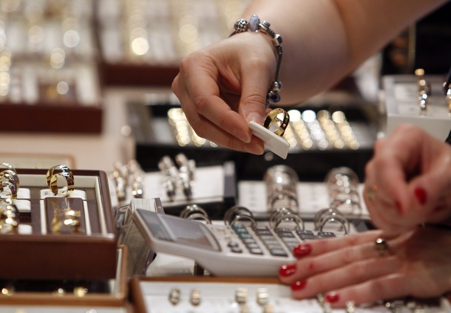 Savoir-vivre: Biżuteria w prezencie