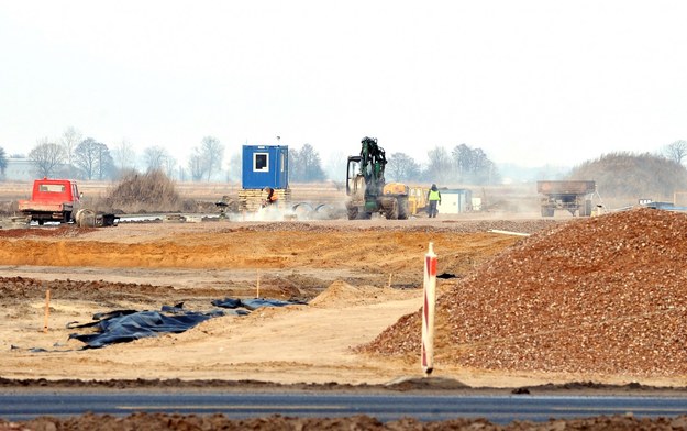 Na autostradzie A2 między Łodzią a Warszawą pojawi się trzeci pas ruchu