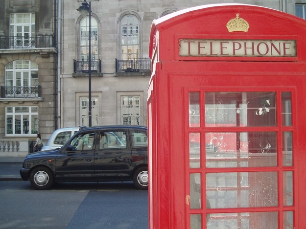 Zarzut terroryzmu dla nożownika spod Pałacu Buckingham