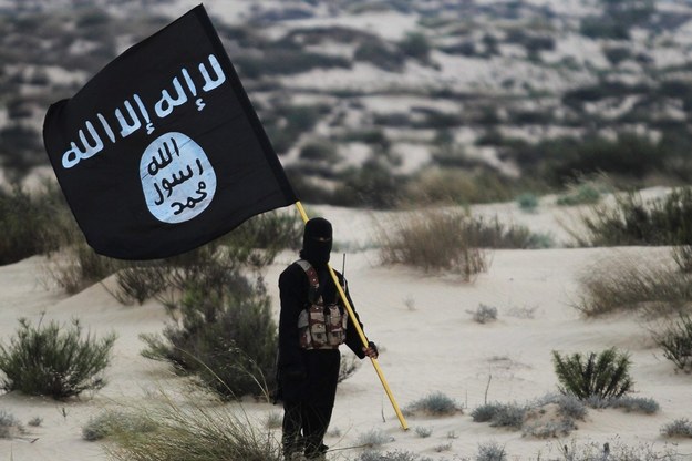 Terroryści z ISIS mają nową bazę. "Liczba ofiar ataków cały czas rośnie"