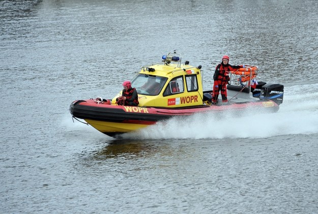 Akcja ratunkowa na Zalewie Kamieńskim: 15-latka wypadła z łódki
