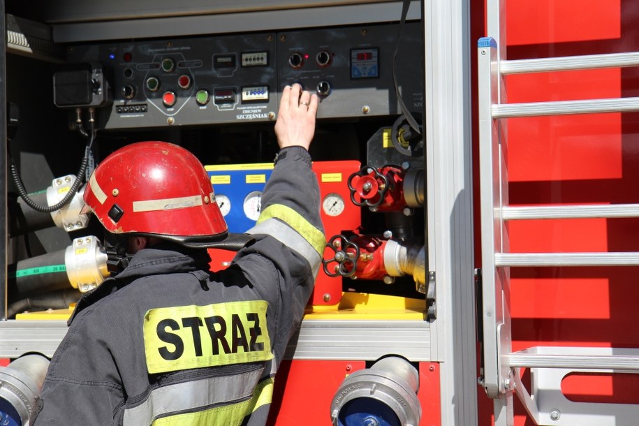 Pożar w hotelu w Żarowie. 9 zastępów straży pożarnej w akcji