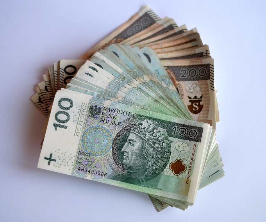 Akt oskarżenia ws. parabanku, który oszukał prawie 74 tys. osób