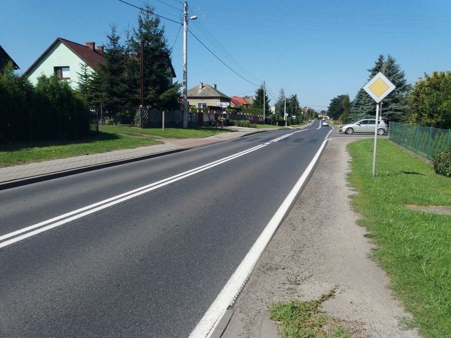 Kobieta z przestrzelonymi nogami. Strzał padł podczas polowania