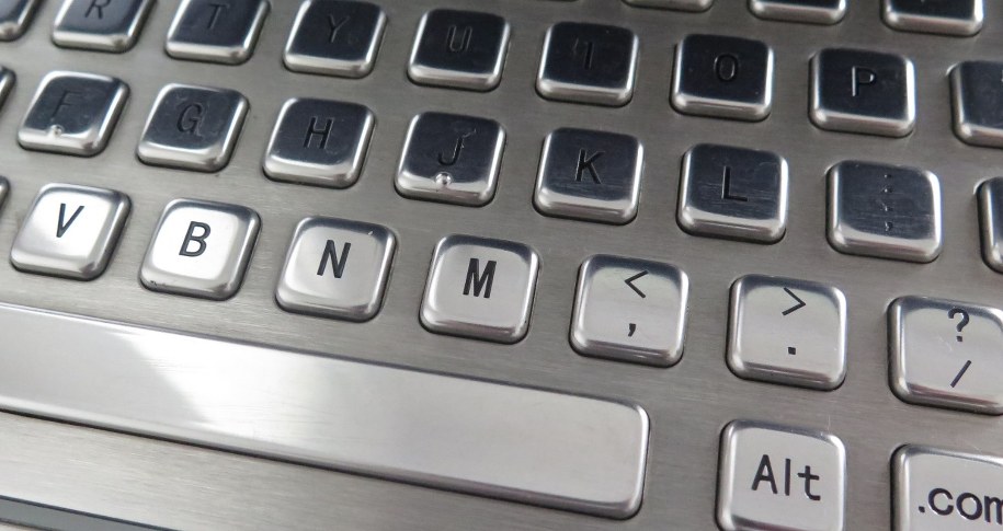 Poprawna pisownia zwiększa szanse na podbicie kobiecych serc