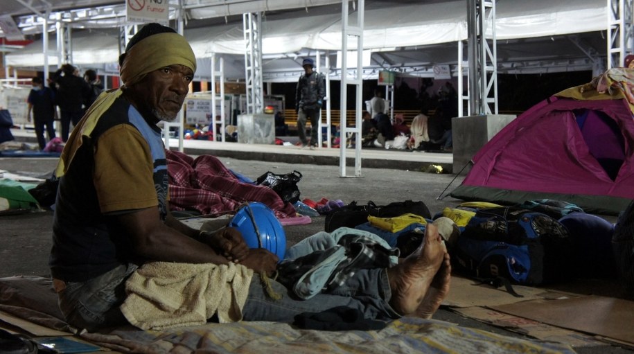 Ocean Viking może zacumować na Lampeduzie. Na pokładzie statku są imigranci