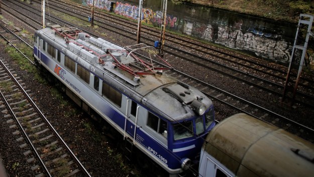 Pruszków: Pociąg śmiertelnie potrącił pieszego