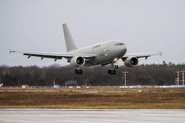 UE odpowiada na prośbę Chin. 12 ton sprzętu medycznego trafi do Państwa Środka