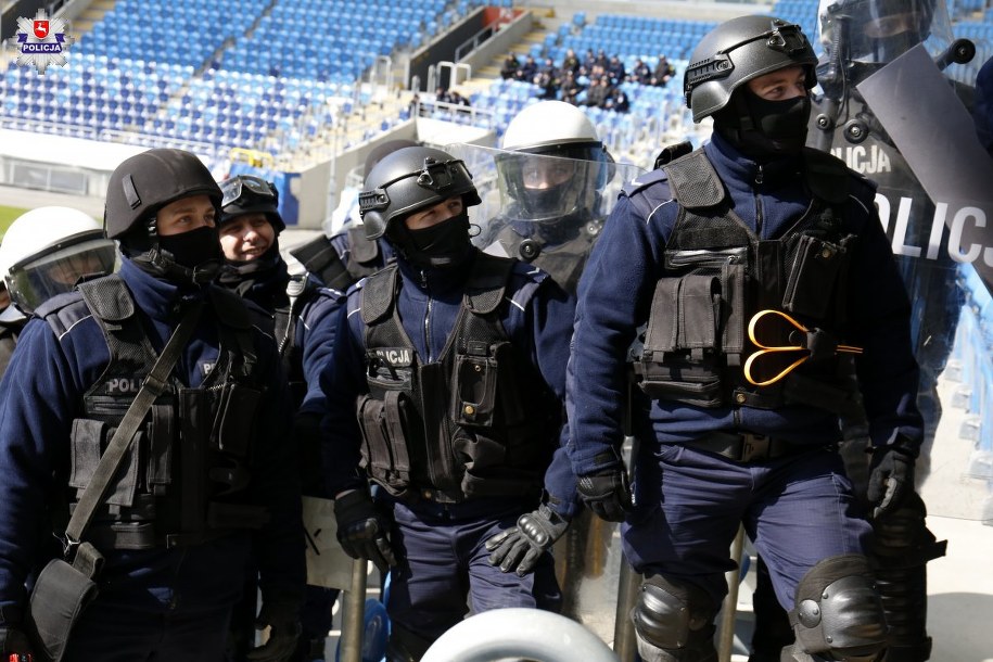 Pseudokibice Górnika Zabrze staną przed sądem. Mają ponad 90 zarzutów