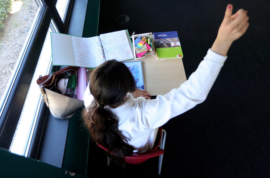 Do kiedy będą zamknięte szkoły i przedszkola? Dziś poznamy decyzję rządu