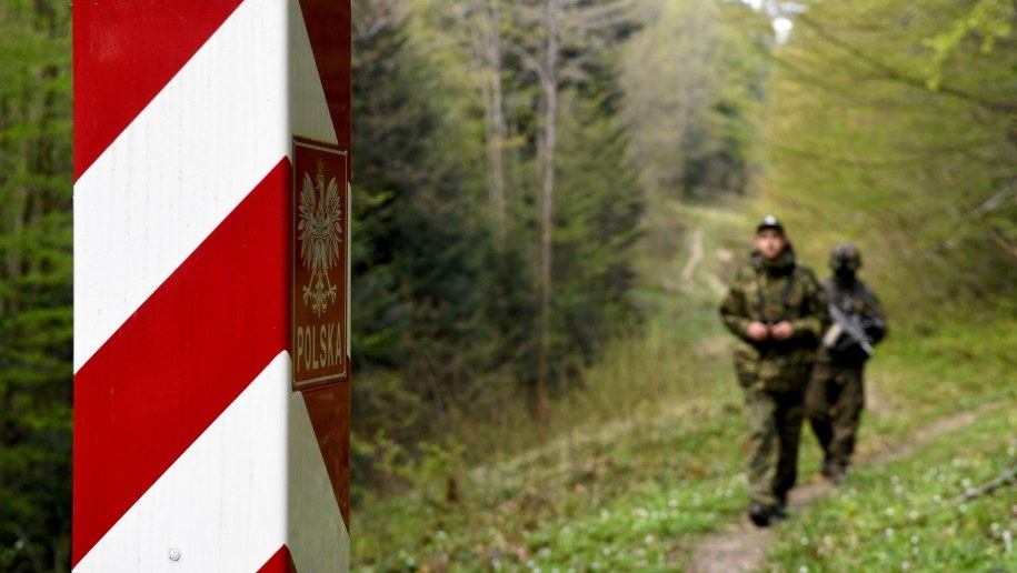 Kontrole na granicach przedłużone. Jest nowe rozporządzenie