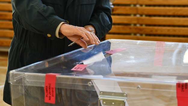 Nowe wybory ze starymi kartami do głosowania? Sasin kreśli możliwe scenariusze