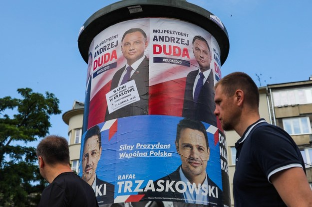 Najnowszy sondaż przed II turą wyborów prezydenckich: Duda o włos przed Trzaskowskim