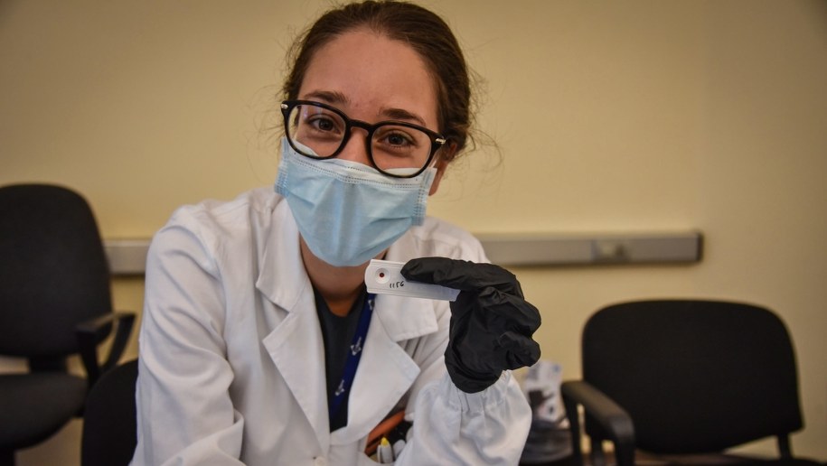 Włochy: W ciągu tygodnia podwoiła się liczba przypadków koronawirusa