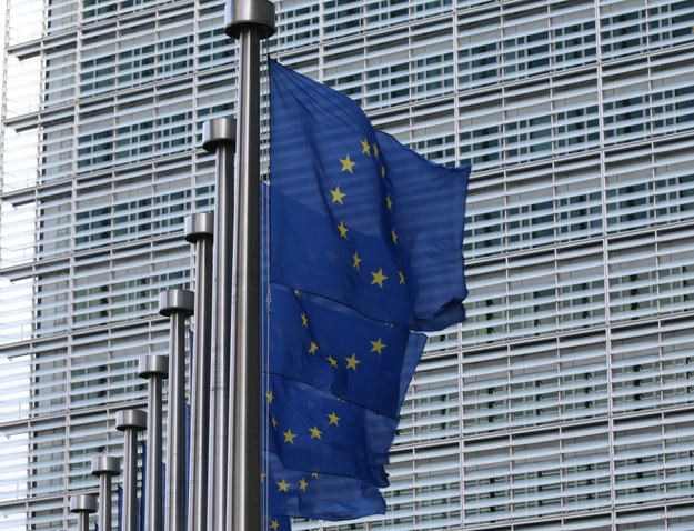 Rzecznik Komisji Europejskiej: Kryzys wywołany pandemią nie osłabił działań Komisji w kwestii praworządności