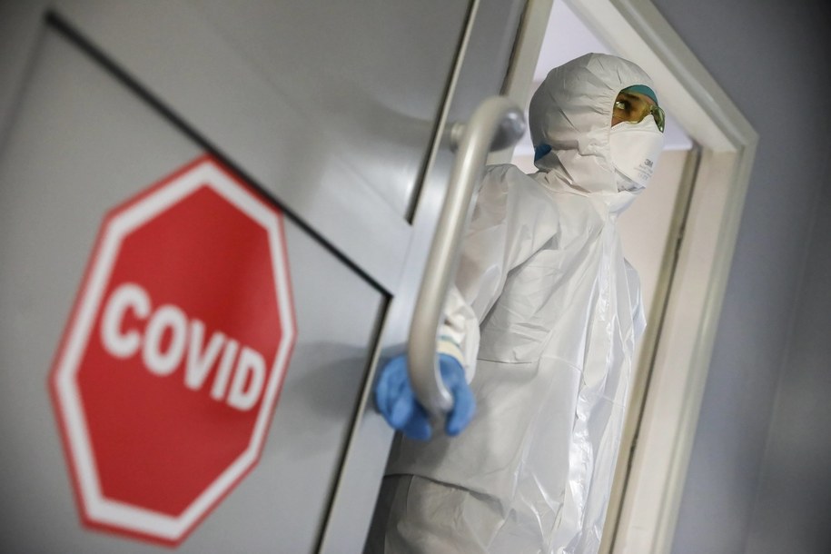 Nowe ognisko Covid-19 w Lubelskiem. Wojewoda apeluje o dystans społeczny