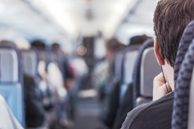 "USA Today": Ryzyko zakażenia koronawirusem w samolocie minimalne