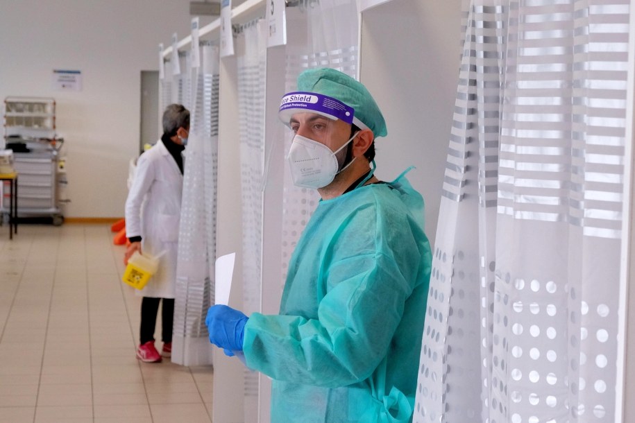 Interwencja RMF FM: Szpitale mogą wysłać lekarzy na unijne szkolenia dot. Covid-19