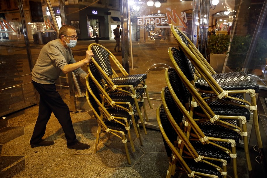 Od dziś koniec imprez. Zamknięte dyskoteki, zakaz organizacji wesel