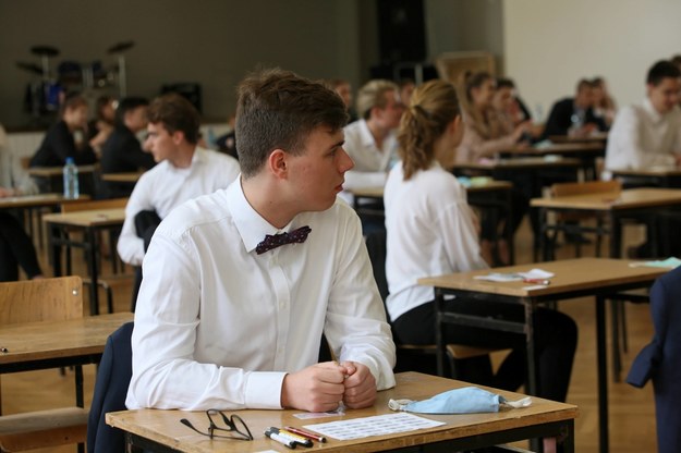 Zmiany w wymaganiach do egzaminu ósmoklasisty i matury. MEN podało szczegóły