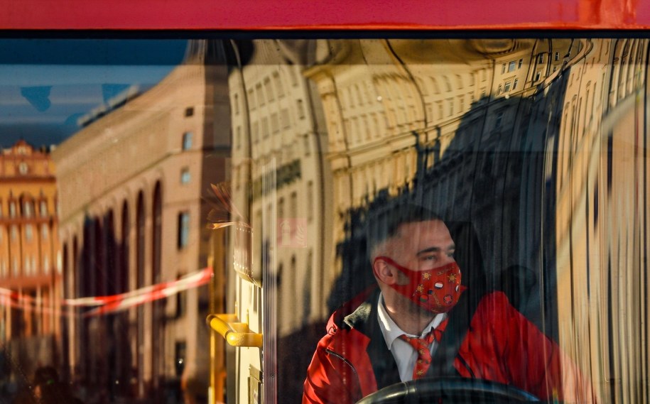 Europejskie kraje zaostrzają restrykcje na sylwestra [RAPORT]