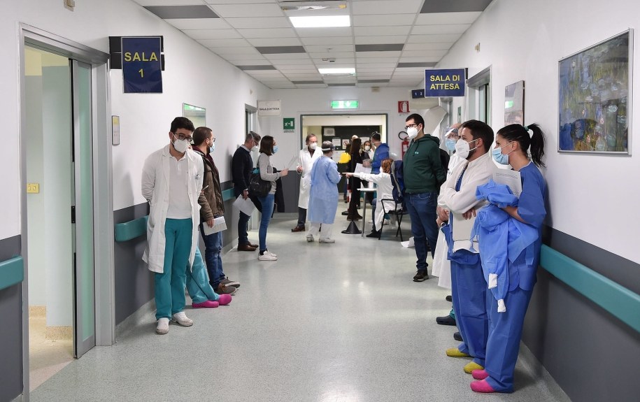 Prof. Gut o zachorowaniach: Święta nie były dla nas zbyt korzystne