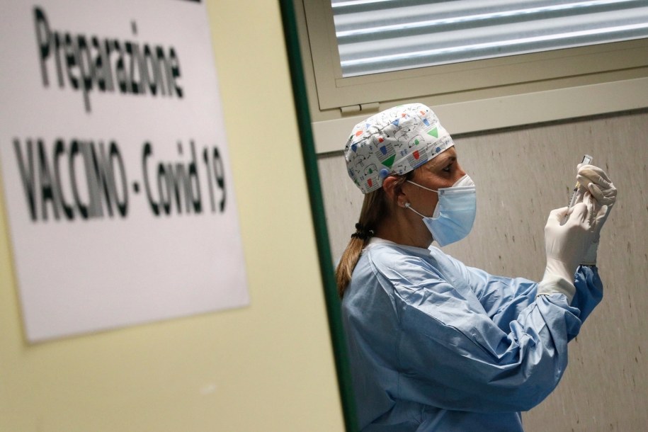 Pandemia koronawirusa w Europie. Reuters: Liczba zakażeń przekroczyła 25 mln