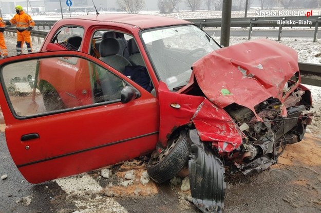 Pijany jechał pod prąd ekspresówką. Uderzył w tira