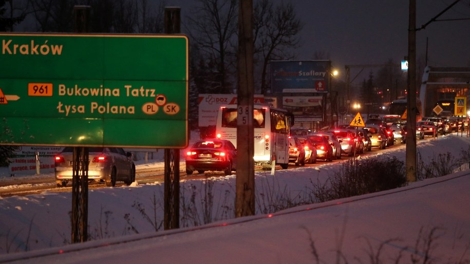 Blokada Zakopianki. Na podjeździe utknęła cysterna