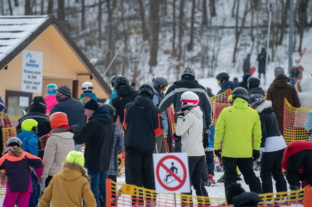 Wyciągi znowu zamknięte? "DGP" pisze o hamowaniu szusowania