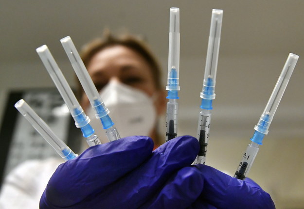 Szczepionka Pfizer-BioNTech skuteczna również przeciwko brazylijskiemu wariantowi koronawirusa