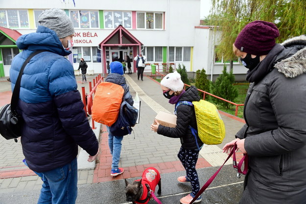 Na Słowacji otwarto sklepy, hotele i szkoły