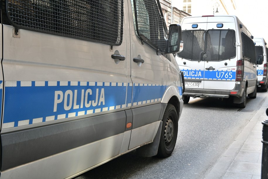 Napad na placówkę bankową w Błoniu. Padł strzał