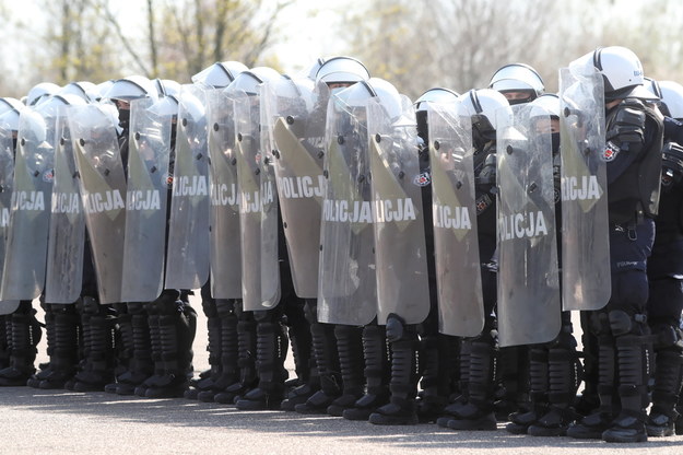 Koniec z anonimowością policjantów podczas demonstracji