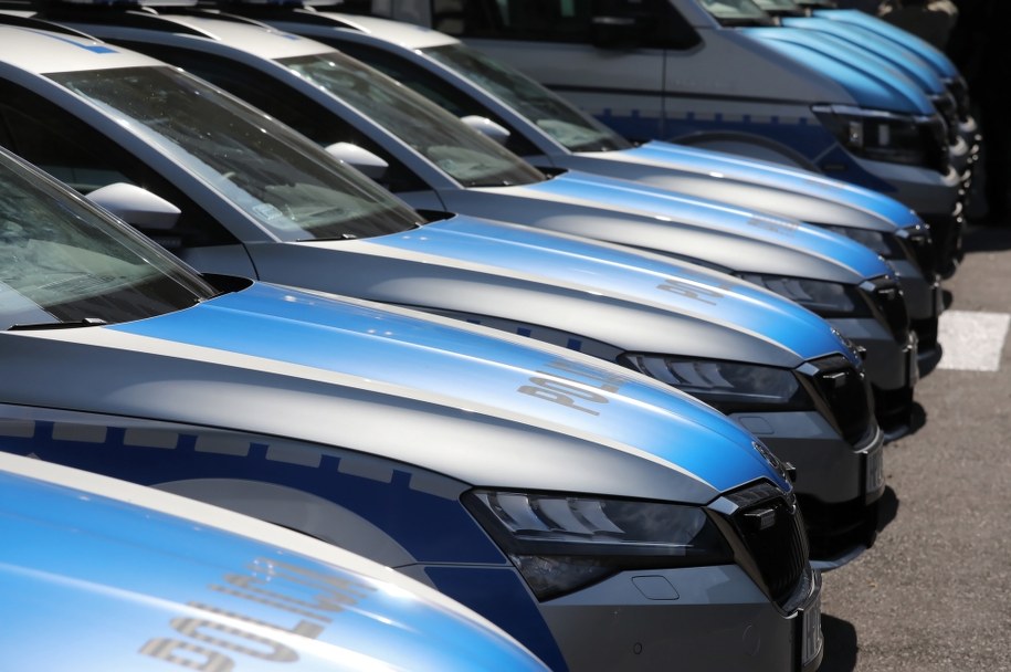 Kolizja czterech radiowozów. Policjanci trafili do szpitala