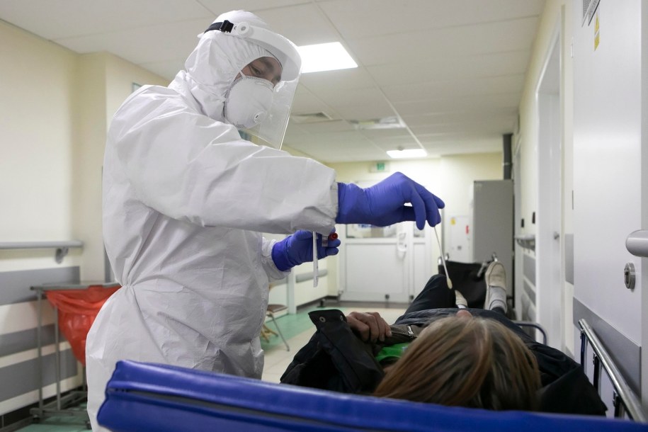 67 nowych zakażeń koronawirusem. Nie zmarł żaden pacjent z Covid-19