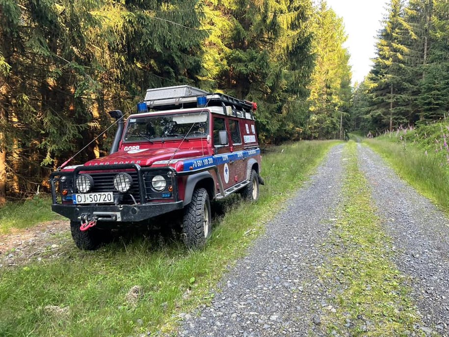 Akcje GOPR w Sudetach i Karkonoszach. Zagubione dzieci i upadek paralotniarza