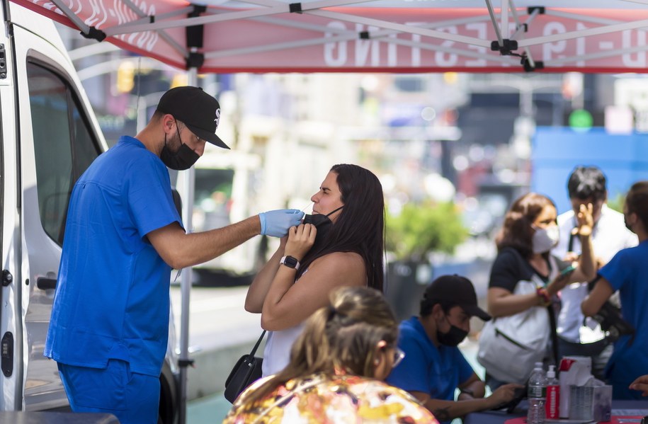 Raport o koronawirusie. 167 nowych zakażeń, 5 zgonów