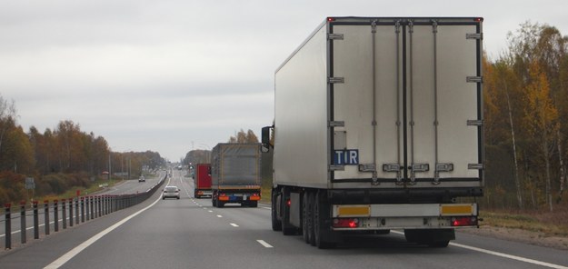 Wystartował system e-TOLL, ale są problemy. "Stoję i czekam na cud"