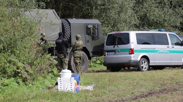 SG: Komunikaty w czterech językach na granicy z Białorusią